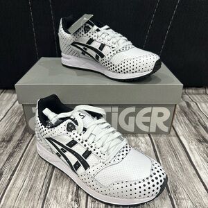 Asics Womens Gel-Saga White Black Polkadots Leather Shoes 1192A112 Size 6.5 US